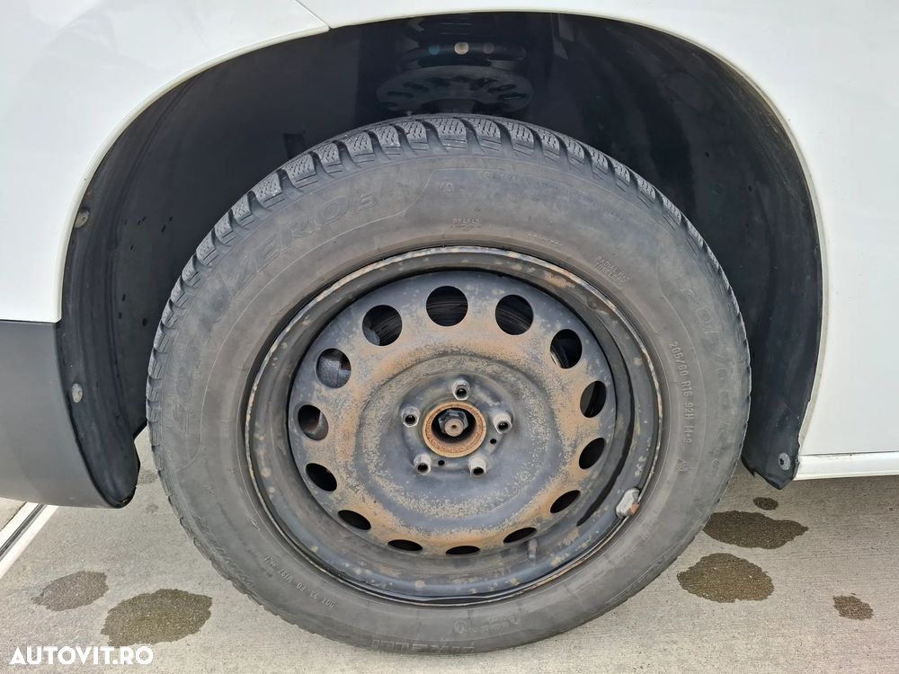 Citroën Berlingo 1.2 PureTech 110 S&S BVM6 Feel - 19