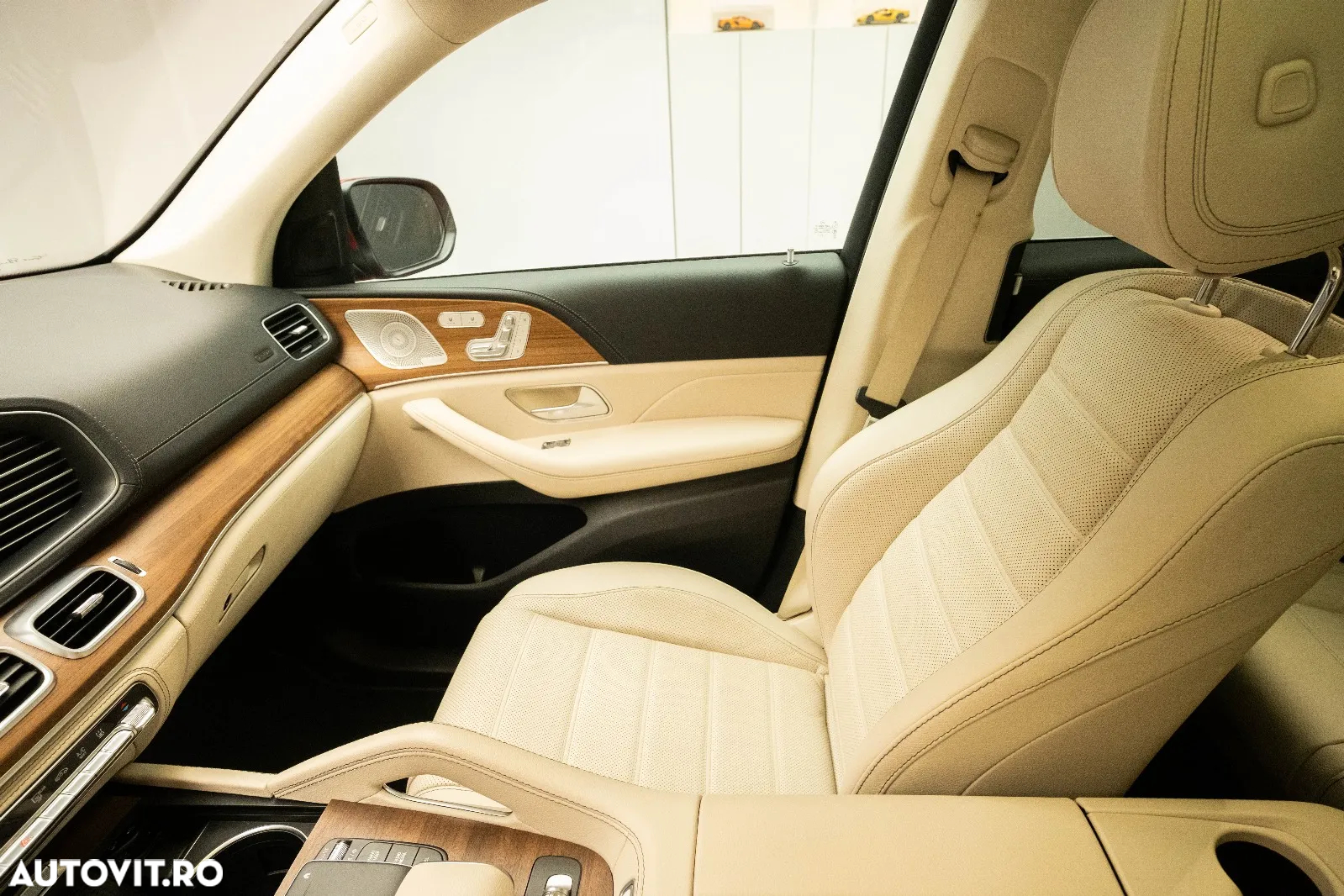 Mercedes-Benz GLE 350 e 4Matic 9G-TRONIC AMG Line - 22