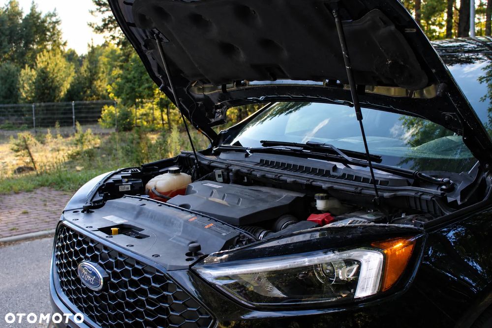 Ford Edge - 9