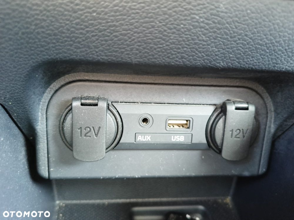 Kia Rio - 6