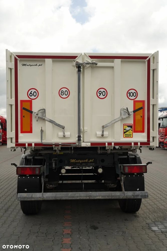 Schmitz Cargobull / WYWROTKA - 28 m3 / ALUMINIOWA / PLANDEKA ELEKTRYCZNA / OŚ PODNOSZONA / KLAPO - DRZWI / WAGA: 5 480 KG / - 13
