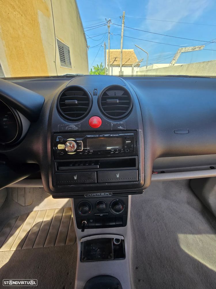 SEAT Arosa 1.0 Confort - 12