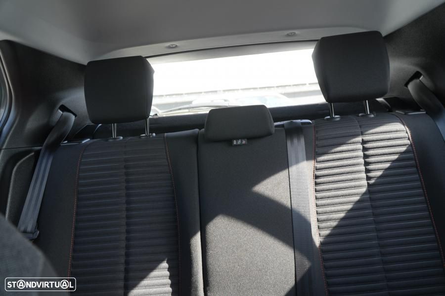 Peugeot 2008 PureTech 130 EAT8 Active Pack - 13