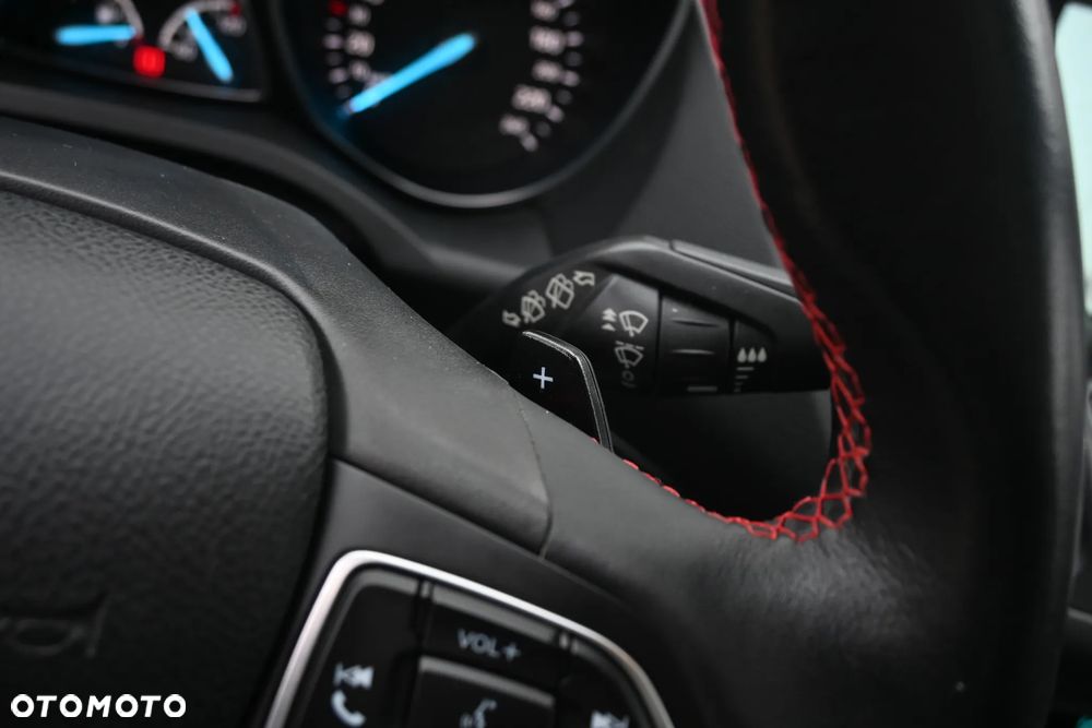Ford Kuga 1.5 EcoBoost 4x4 ST-Line - 37