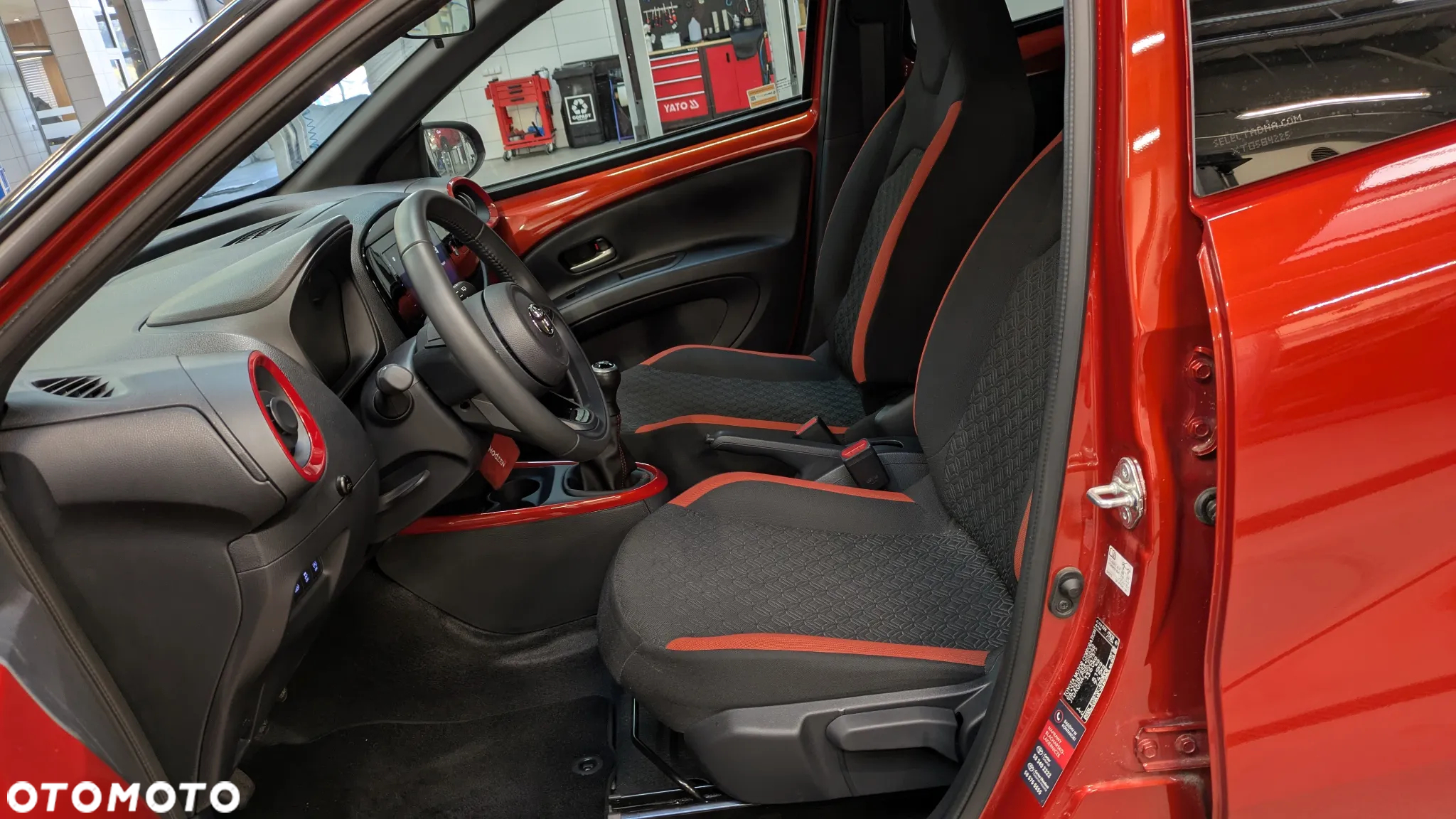 Toyota Aygo X 1.0 VVT-i Style - 10