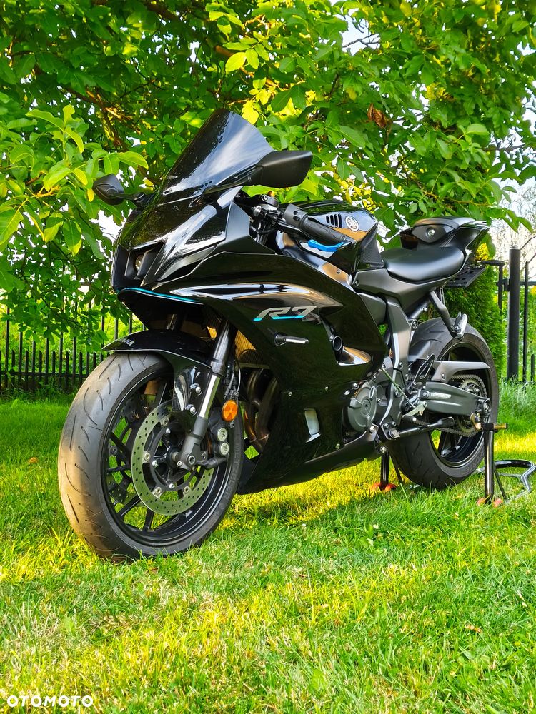 Yamaha R7 - 21