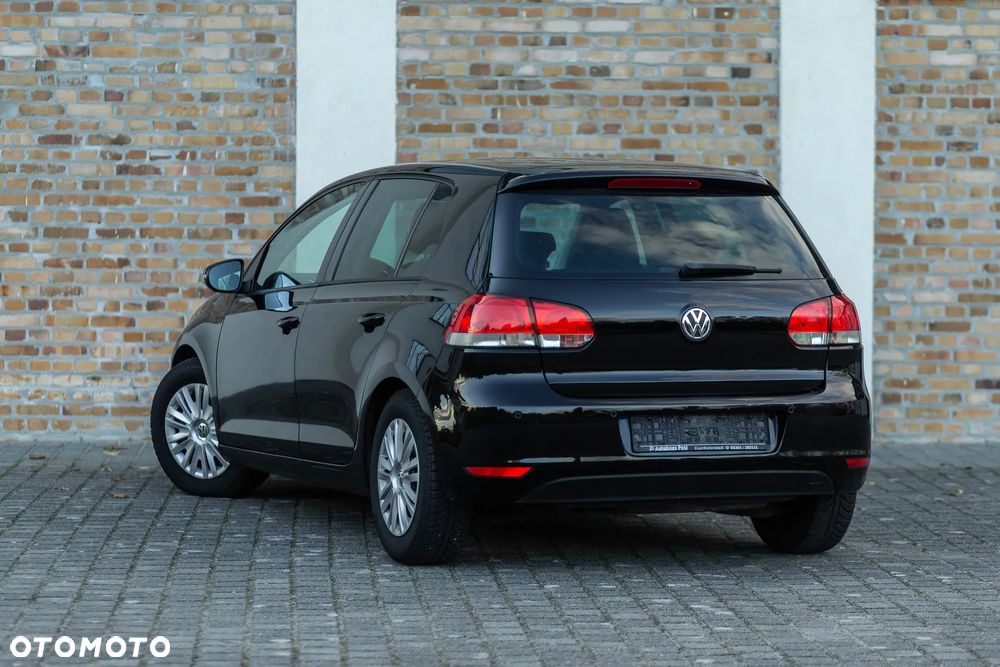Volkswagen Golf VI 1.6 Comfortline - 15