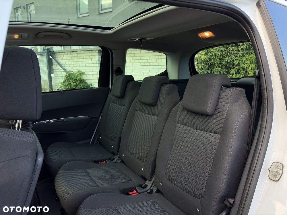 Peugeot 5008 - 7