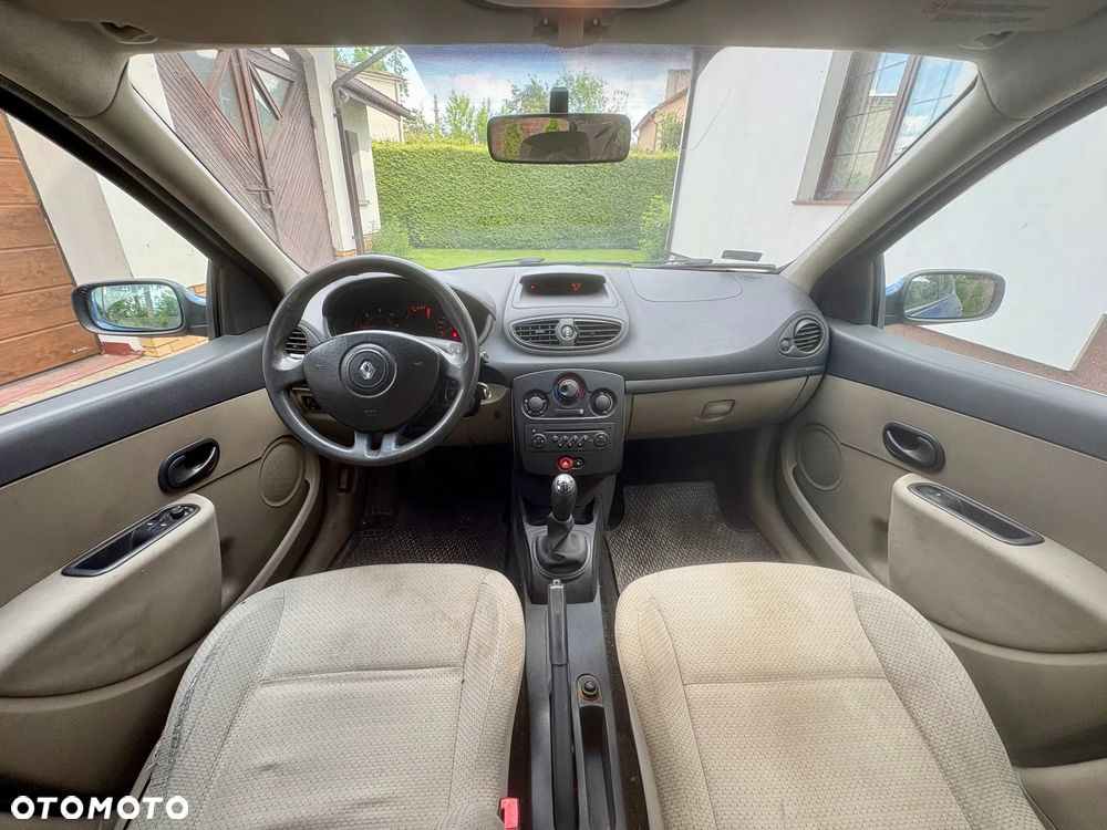Renault Clio 1.5 dCi Authentique - 9