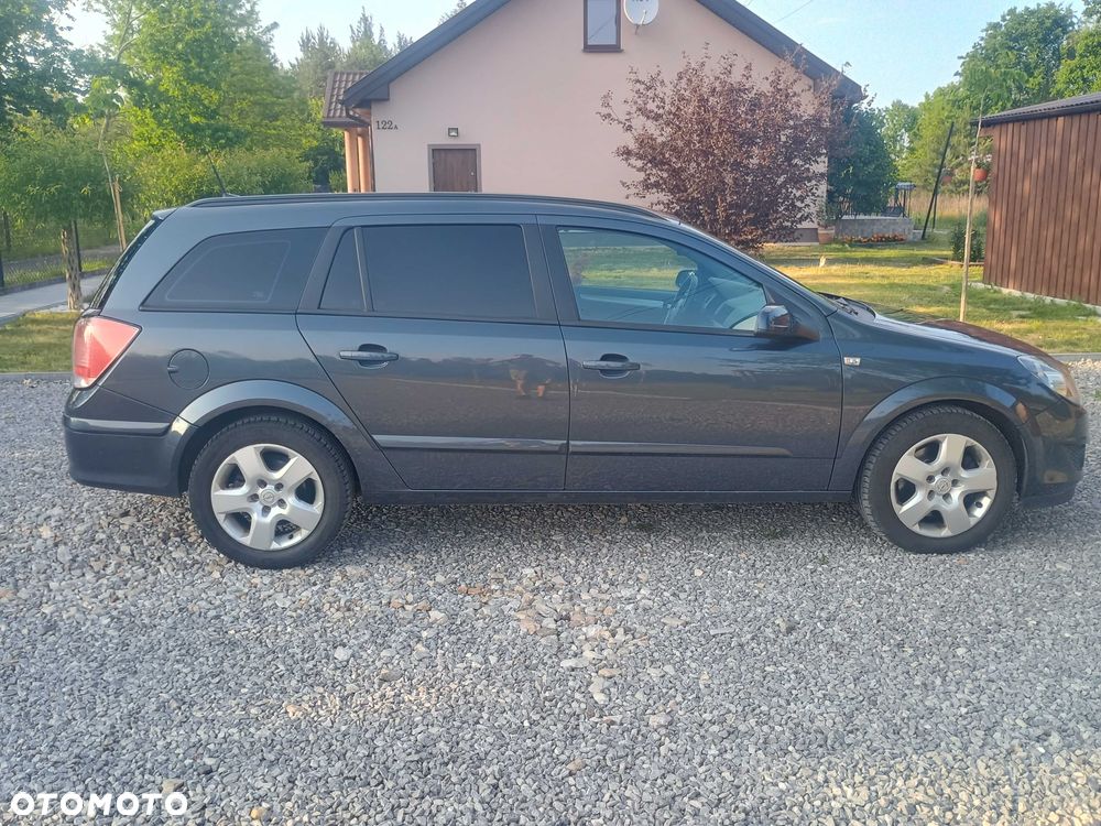 Opel Astra - 4