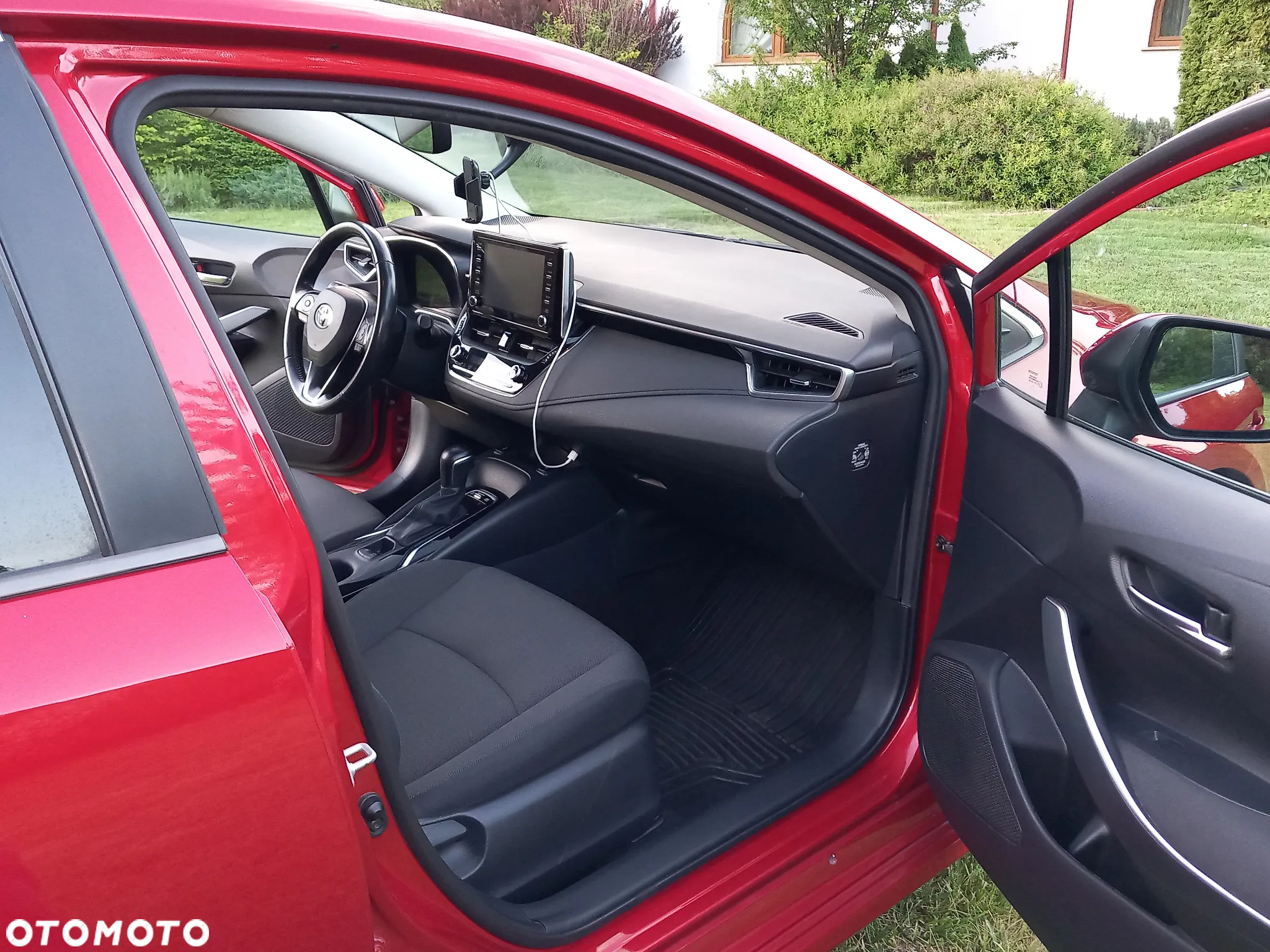 Toyota Corolla 1.8 Hybrid Comfort - 12