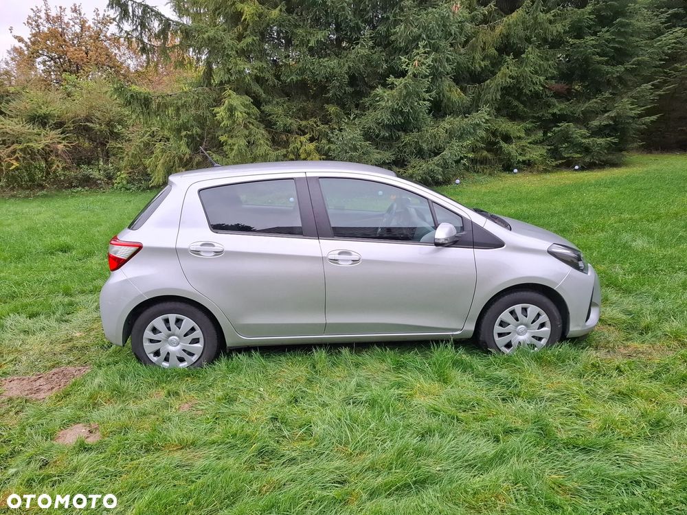 Toyota Yaris 1.5 Active - 12