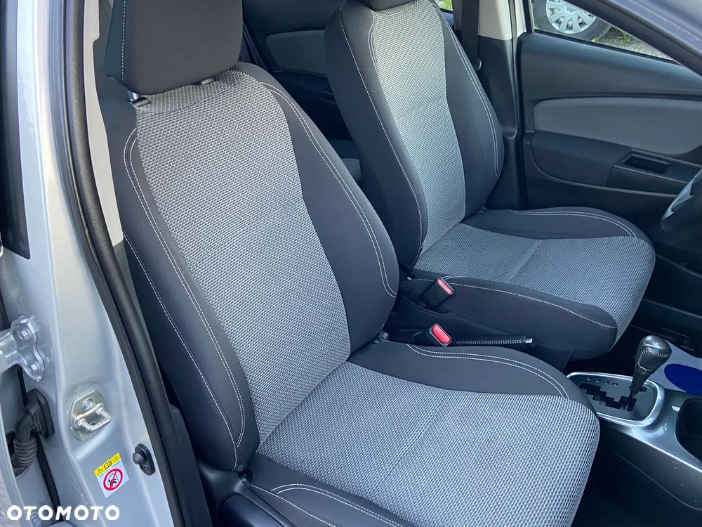 Toyota Yaris - 25