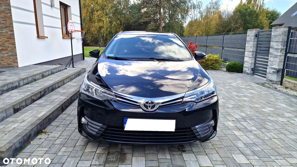 Toyota Corolla 1.6 Classic Plus - 12