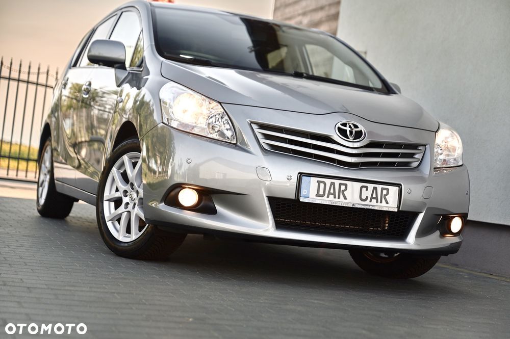 Toyota Verso 1.8 5-Sitzer Executive - 33