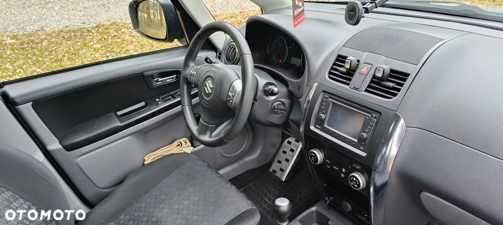 Suzuki SX4 2.0 DDiS Explore 4WD - 9