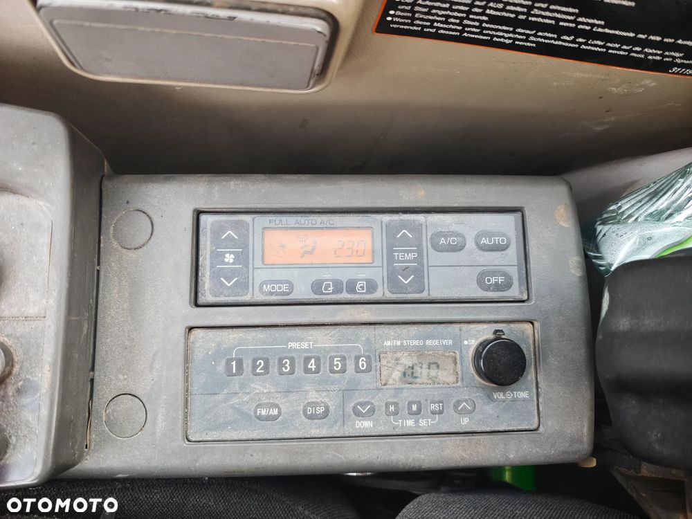 Hitachi Zaxis 140W - 9