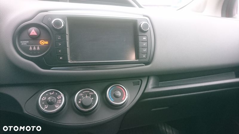 Toyota Yaris - 11