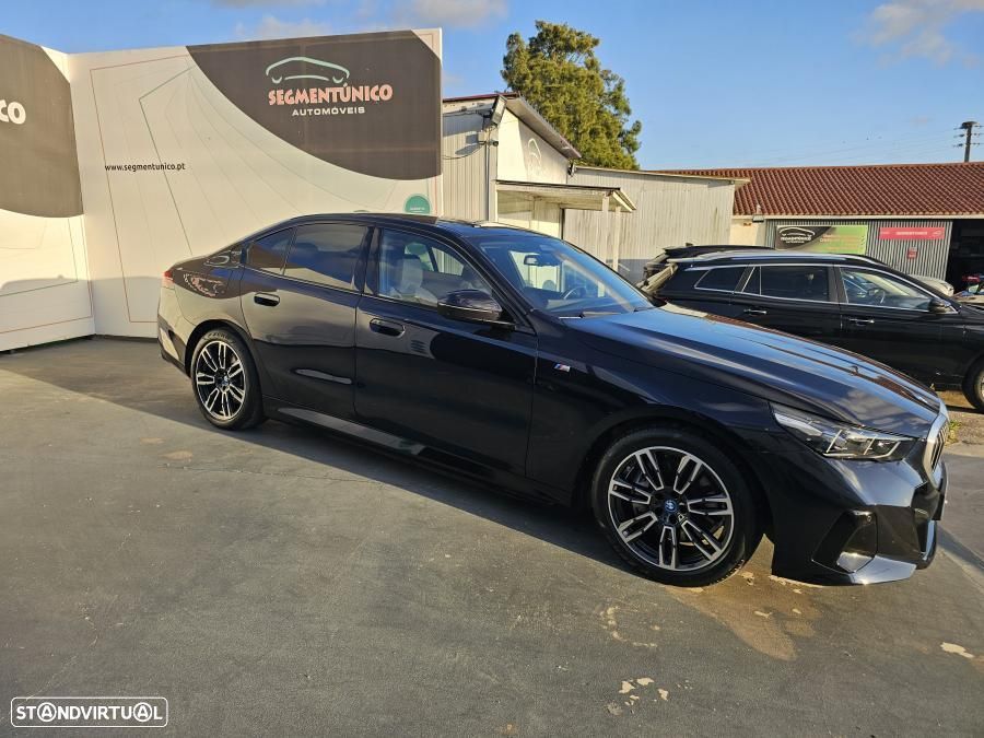 BMW i5 eDrive40 Pack Desportivo M - 8