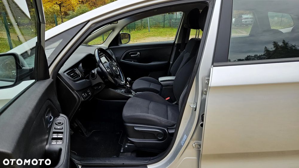 Kia Carens 1.6 GDI Edition 7 - 21