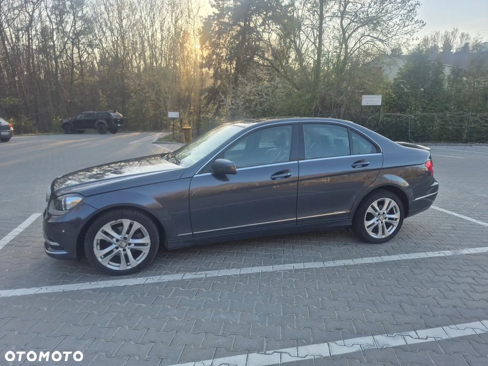 Mercedes-Benz Klasa C 180 (BlueEFFICIENCY) 7G-TRONIC Avantgarde - 5