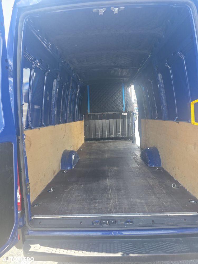 Iveco DAILY - 9