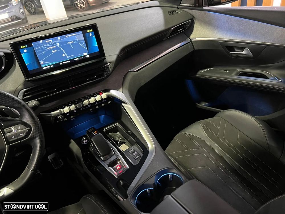 Peugeot 3008 1.6 Hybrid GT Pack e-EAT8 - 24