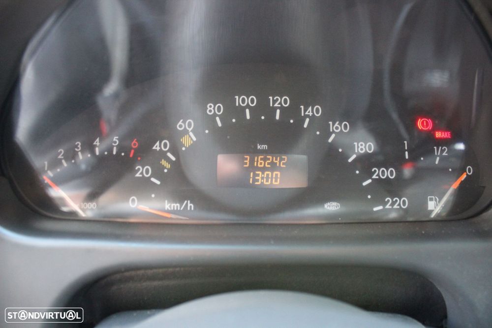 Mercedes-Benz Vaneo 1.7 CDi Family 7L - 17