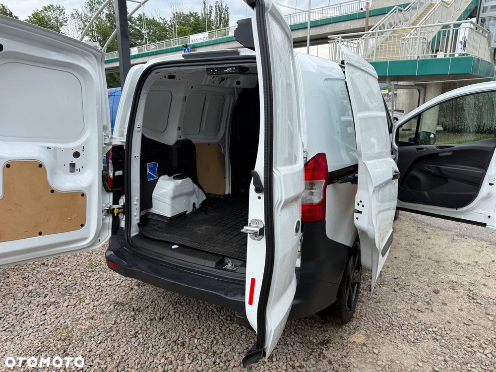 Ford TRANSIT COURIER - 13