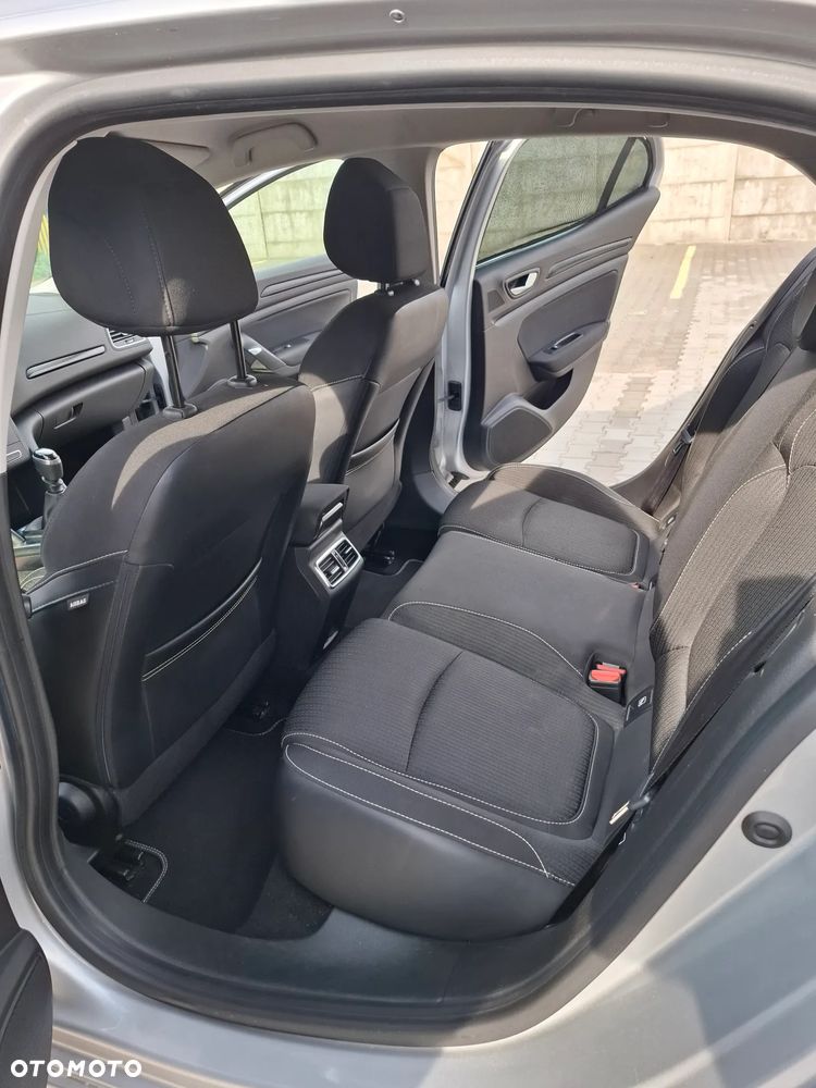 Renault Megane ENERGY TCe 130 Start & Stop LIMITED - 11