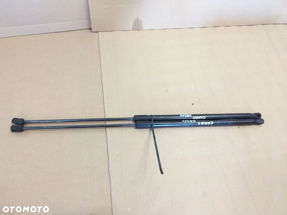 TOYOTA CAMRY VII siłownik teleskop maski przód 11- - 1