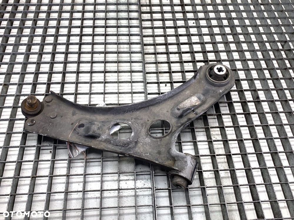 WAHACZ PRAWY PRZÓD  OPEL CORSA F 2019 - 2022 1.2 (68) 74 kW [101 KM] benzyna 2019 - 2022 - 2