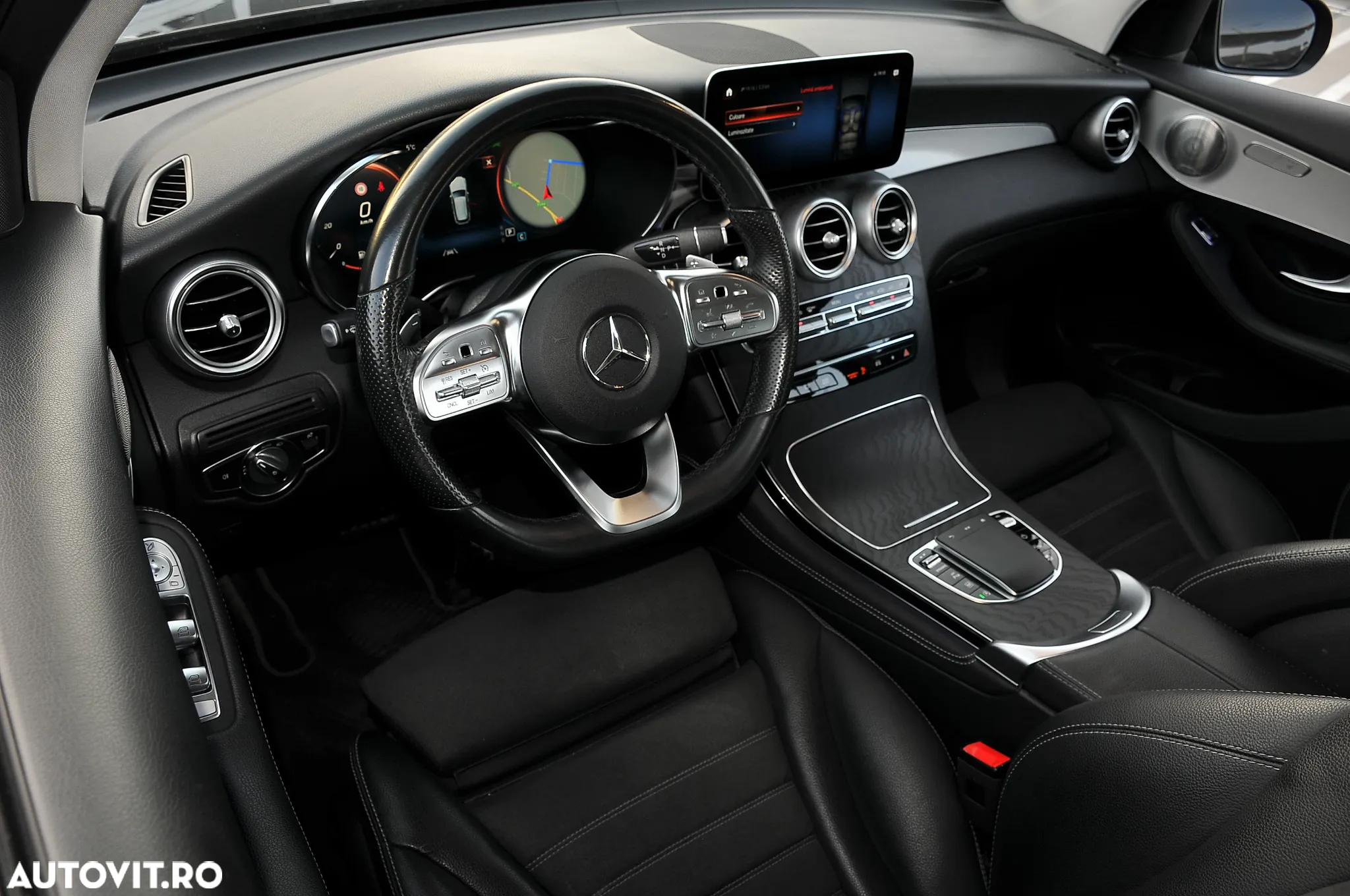 Mercedes-Benz GLC 300 d 4Matic 9G-TRONIC AMG Line Plus - 15