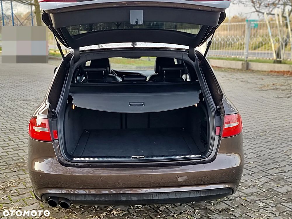 Audi A4 Avant 2.0 TDI DPF S line Sportpaket - 17