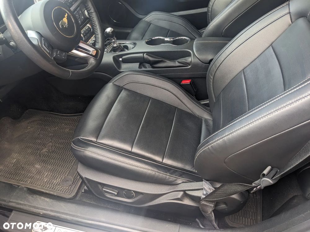 Ford Mustang 5.0 V8 Black Edition - 14