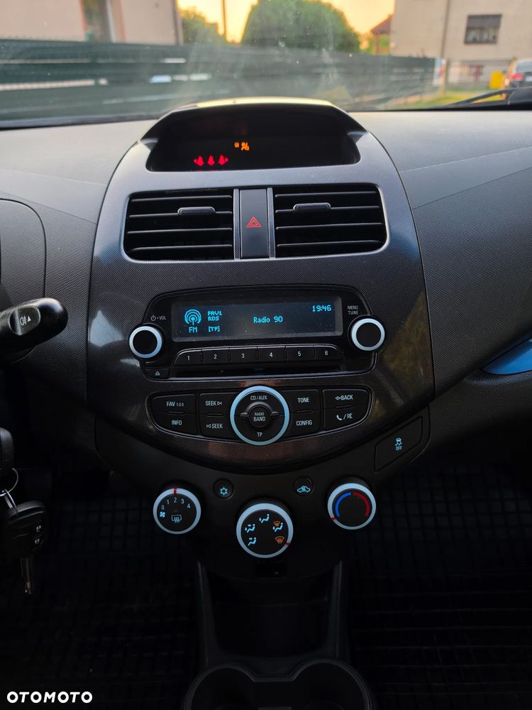 Chevrolet Spark 1.2 LT - 8