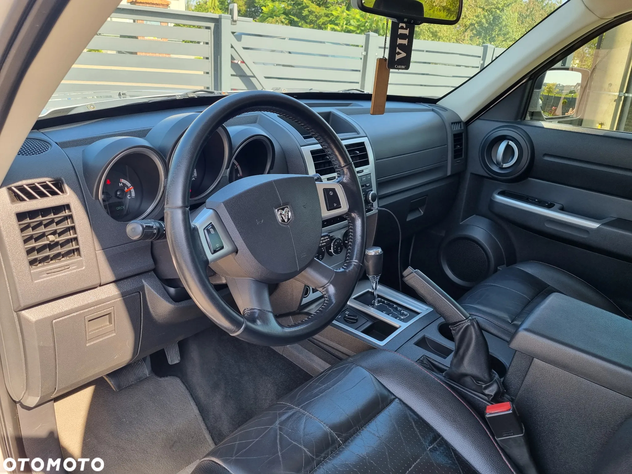 Dodge Nitro 2.8 CRD DPF Automatik R/T - 28
