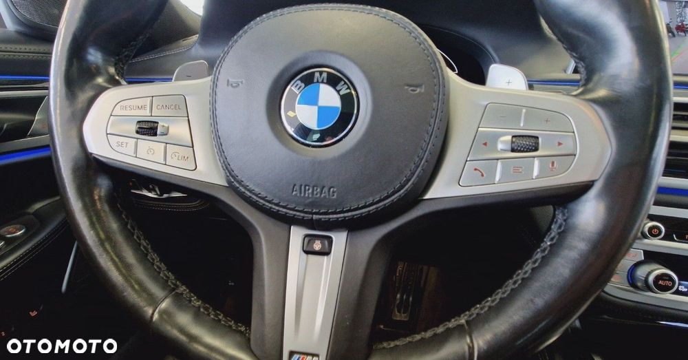 BMW Seria 7 - 27