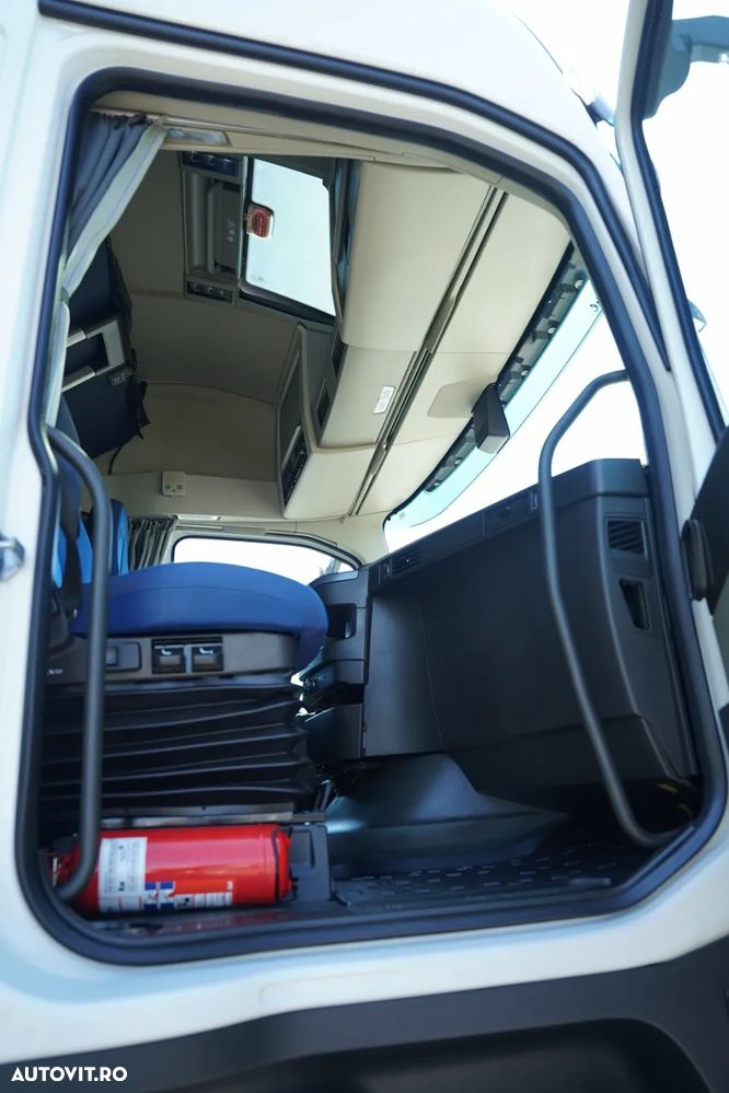 Volvo FH 460 / I-SHIFT / EURO 6 / - 35