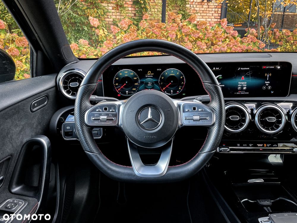 Mercedes-Benz Klasa A 180 7G-DCT AMG Line - 20