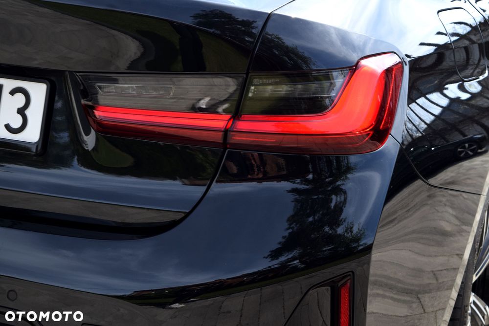 BMW Seria 3 320d xDrive mHEV M Sport sport - 38