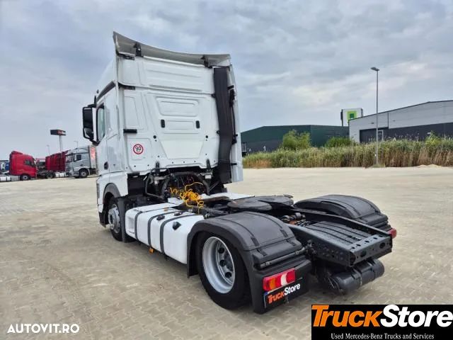 Mercedes-Benz 1845 - 4