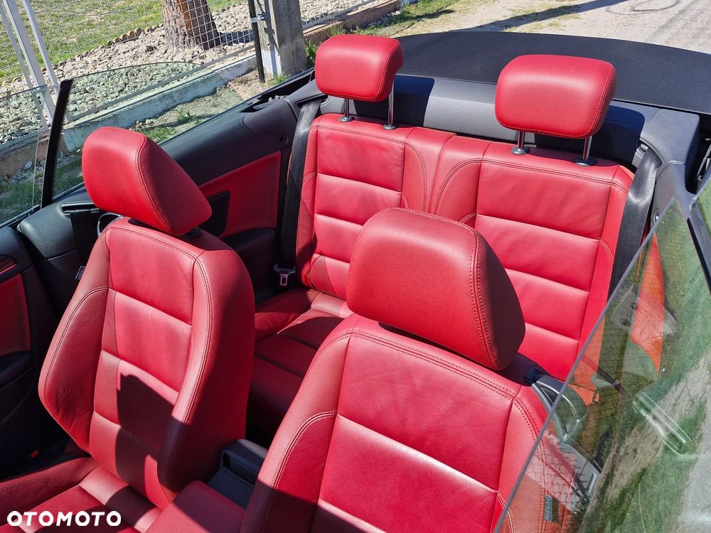Volkswagen Golf Cabrio 1.4 TSI DSG Exclusive - 31