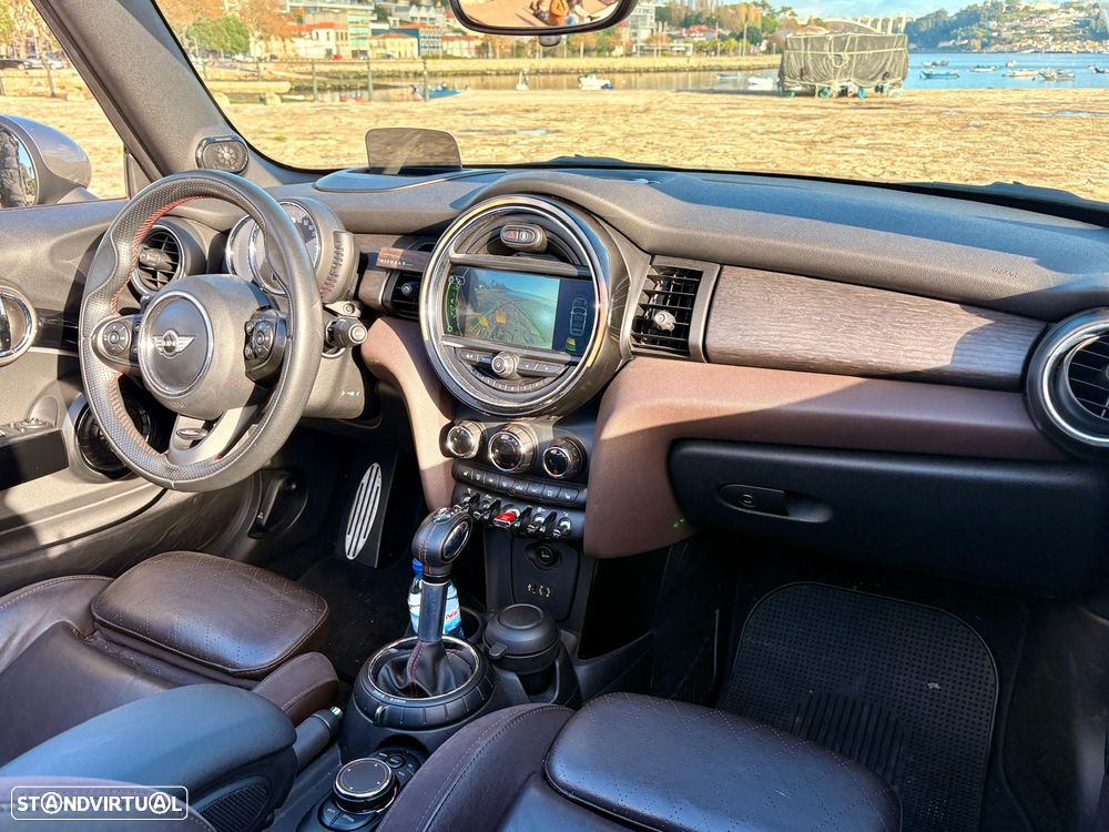 MINI Cabrio Cooper SD Auto Desportiva - 17