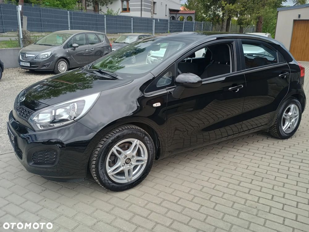 Kia Rio - 7