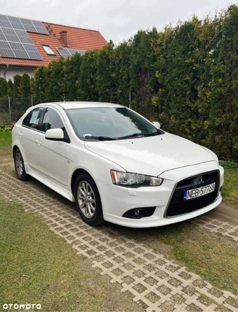 Mitsubishi Lancer 1.6 Intense - 1