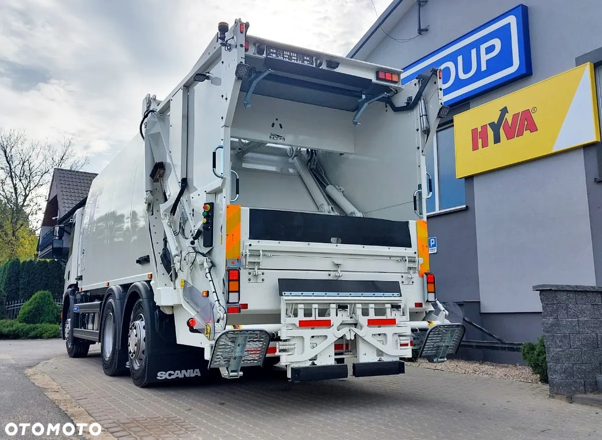 Scania P320 6x2 - 8