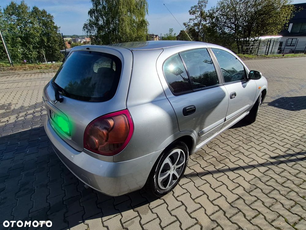 Nissan Almera - 5
