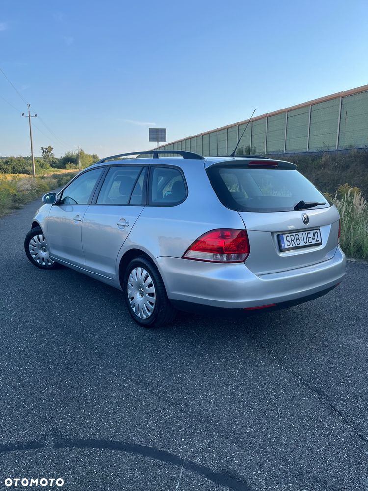 Volkswagen Golf 1.6 Comfortline - 9