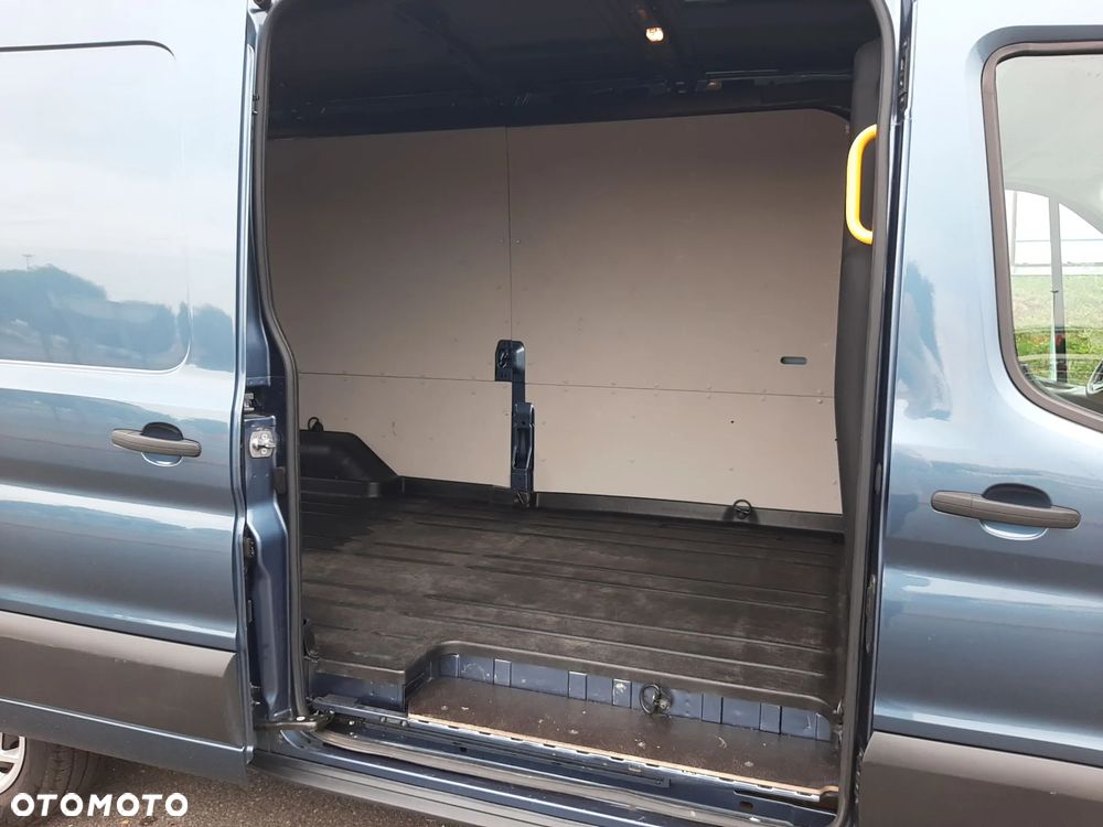 Ford E-TRANSIT - 17